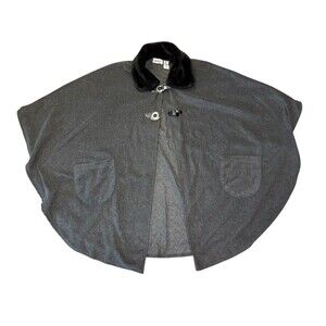 Le Moda Women’s Poncho Wrap Cape OS Gray W/ Black Faux Fur Collar Holiday